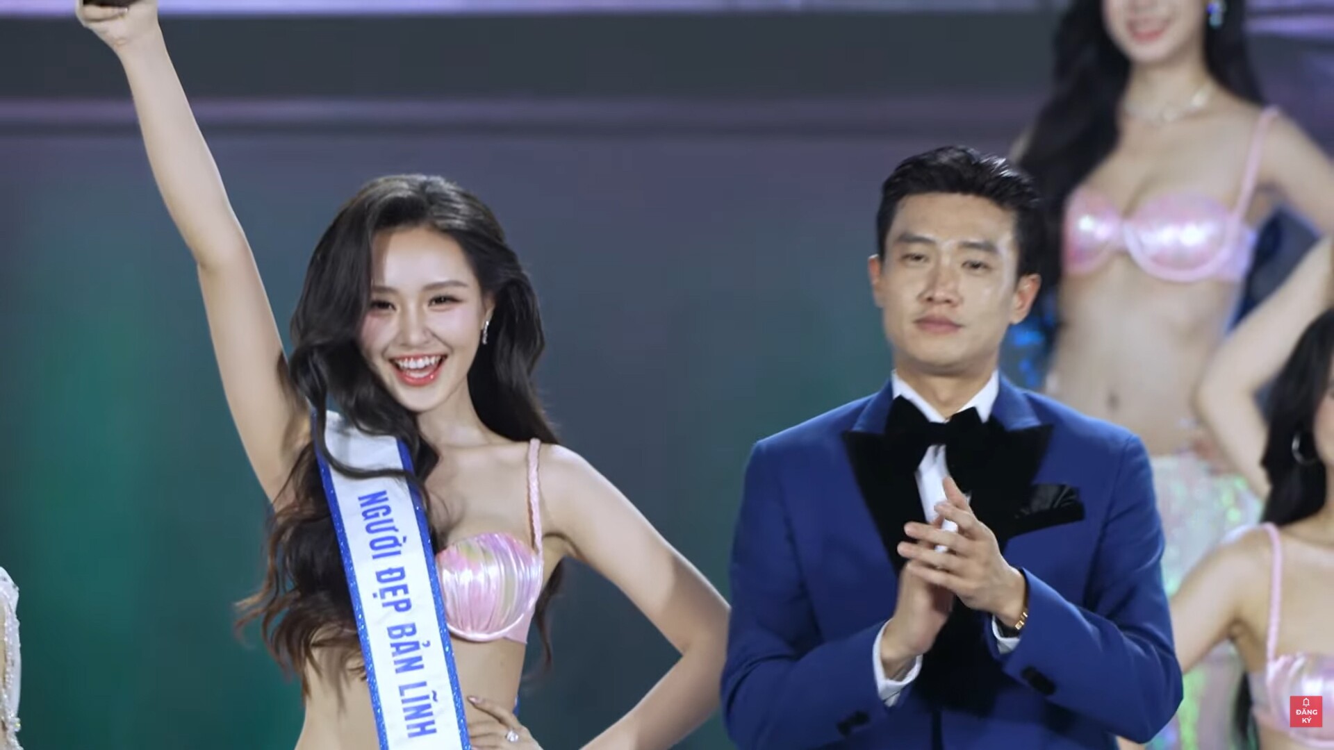 Chung kết Miss World Vietnam 2025: Tân Hoa hậu chính thức gọi tên Phan Phương Oanh - 30