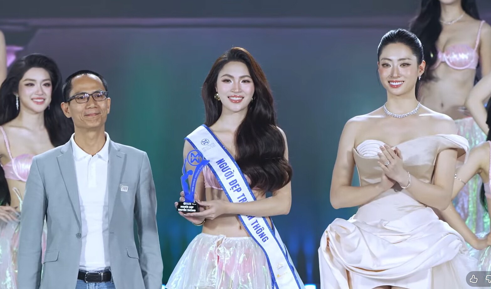 Chung kết Miss World Vietnam 2025: Tân Hoa hậu chính thức gọi tên Phan Phương Oanh - 32