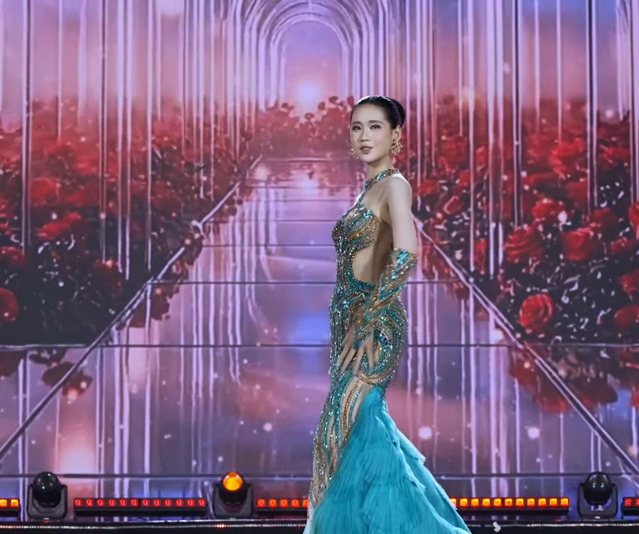 Chung kết Miss World Vietnam 2025: Tân Hoa hậu chính thức gọi tên Phan Phương Oanh - 20