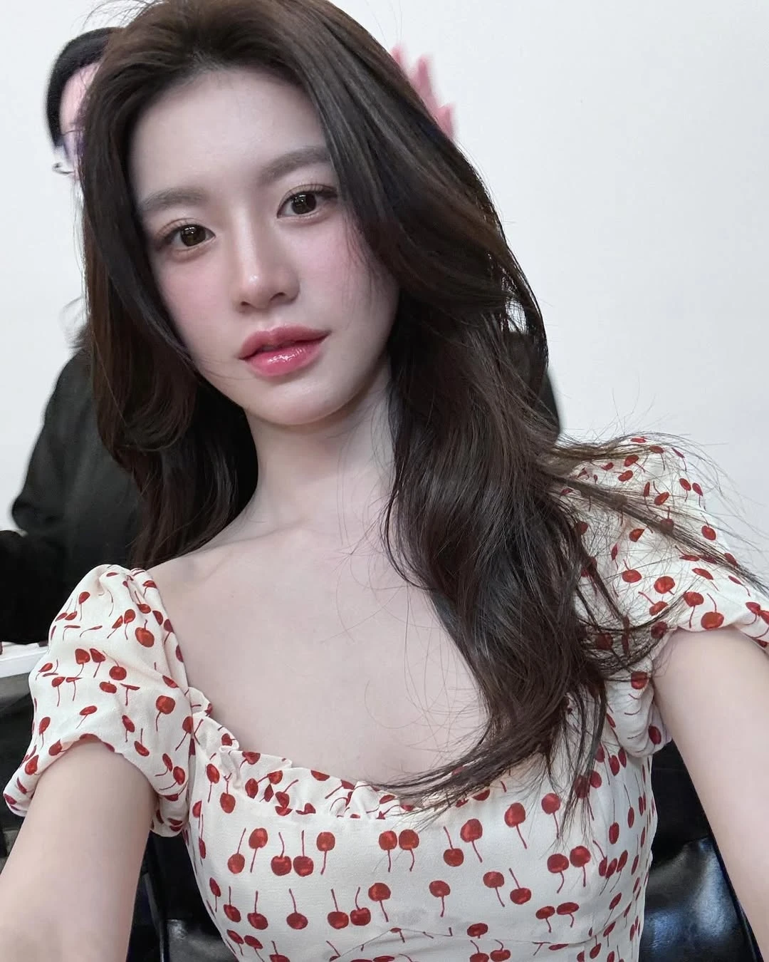 Mỹ nhân đẹp siêu thực được xem là amp;#34;hình mẫu thẩm mỹamp;#34; của mọi phụ nữ, tất cả nhờ 4 bí quyết dưỡng nhan dễ học - 8