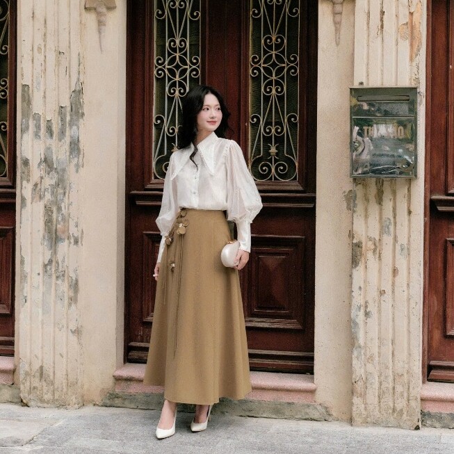 5 xu hướng chân váy công sở 2026: Đơn giản mà đẹp thanh lịch, chẳng trách các tín đồ thời trang thích đến thế - 9