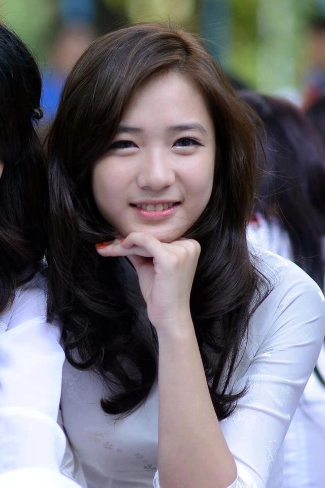 Nhan sắc amp;#34;hot girl bế giảngamp;#34; được chú ý nhất hiện nay: Là vợ nam rapper đình đám, đẻ 2 con vẫn đẹp như gái còn son - 2