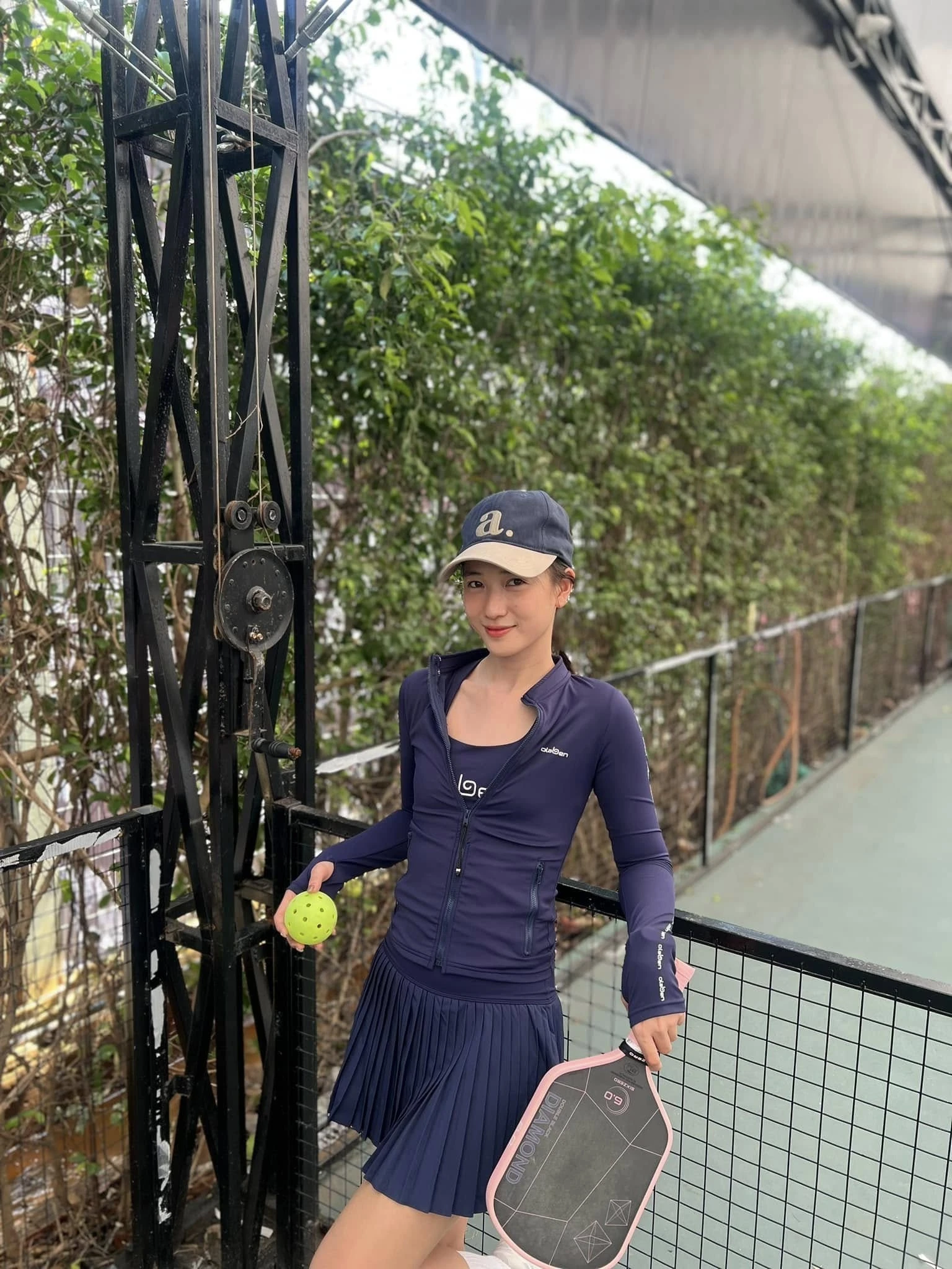 Nhan sắc amp;#34;hot girl bế giảngamp;#34; được chú ý nhất hiện nay: Là vợ nam rapper đình đám, đẻ 2 con vẫn đẹp như gái còn son - 13