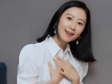 Đẹp - 3 thói quen giúp "Nữ hoàng phim ngoại tình" Kim Hee Ae trẻ trung ở tuổi 59