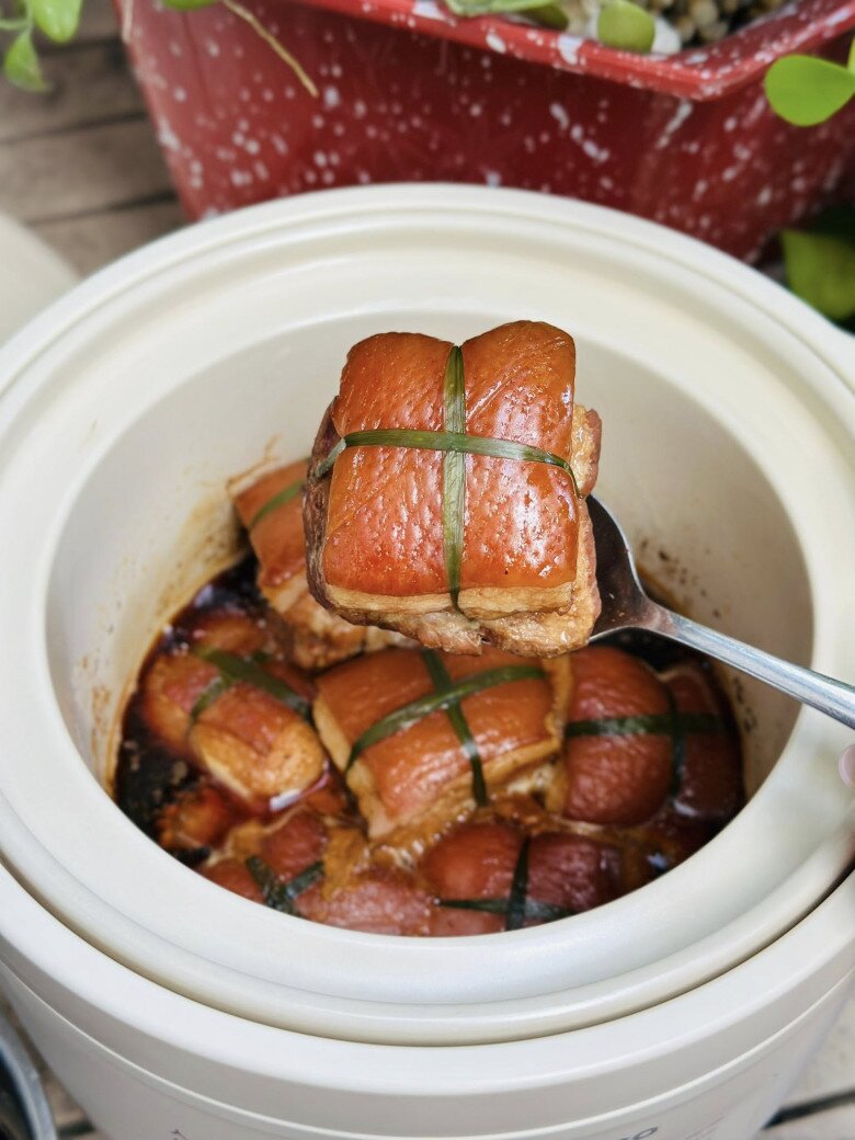 Thịt kho kiểu này cắn nhẹ là tan, ăn là nhớ mãi - 5