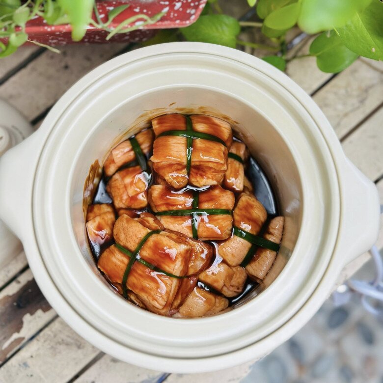 Thịt kho kiểu này cắn nhẹ là tan, ăn là nhớ mãi - 4