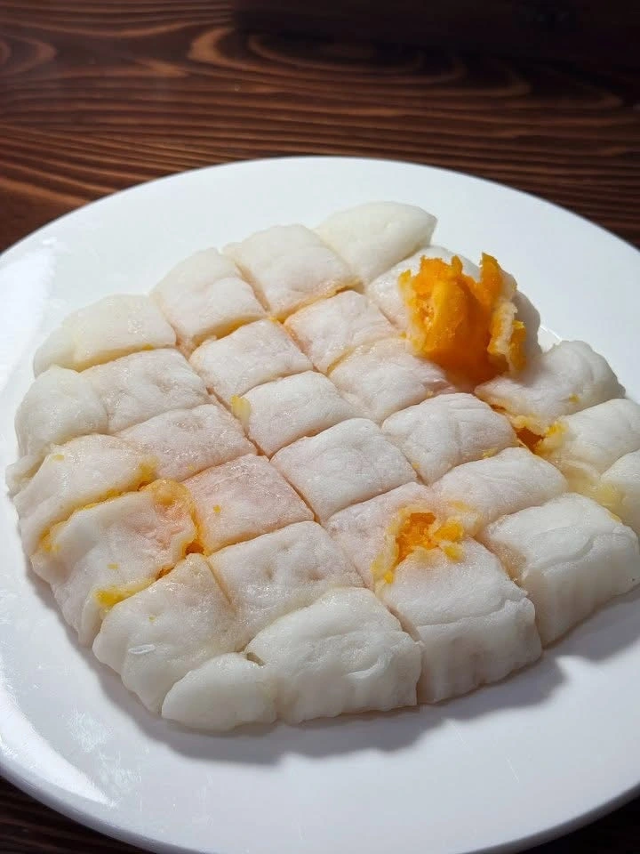 Chị em thi nhau amp;#34;ấn dẹtamp;#34; đồ ăn, thẩm mỹ về 0, vị giác lên 10? - 2