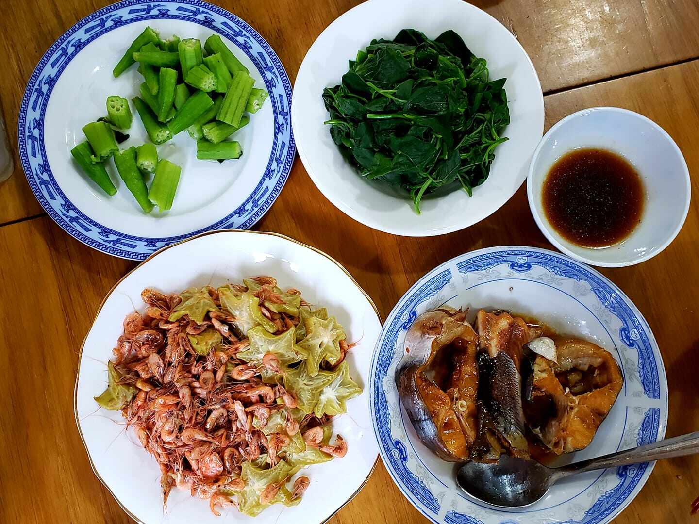 Bữa sáng của sao nữ ở nhà 300 tỷ không giống nhiều người, chồng phải amp;#34;nhập gia tùy tụcamp;#34; cho êm ấm - 7