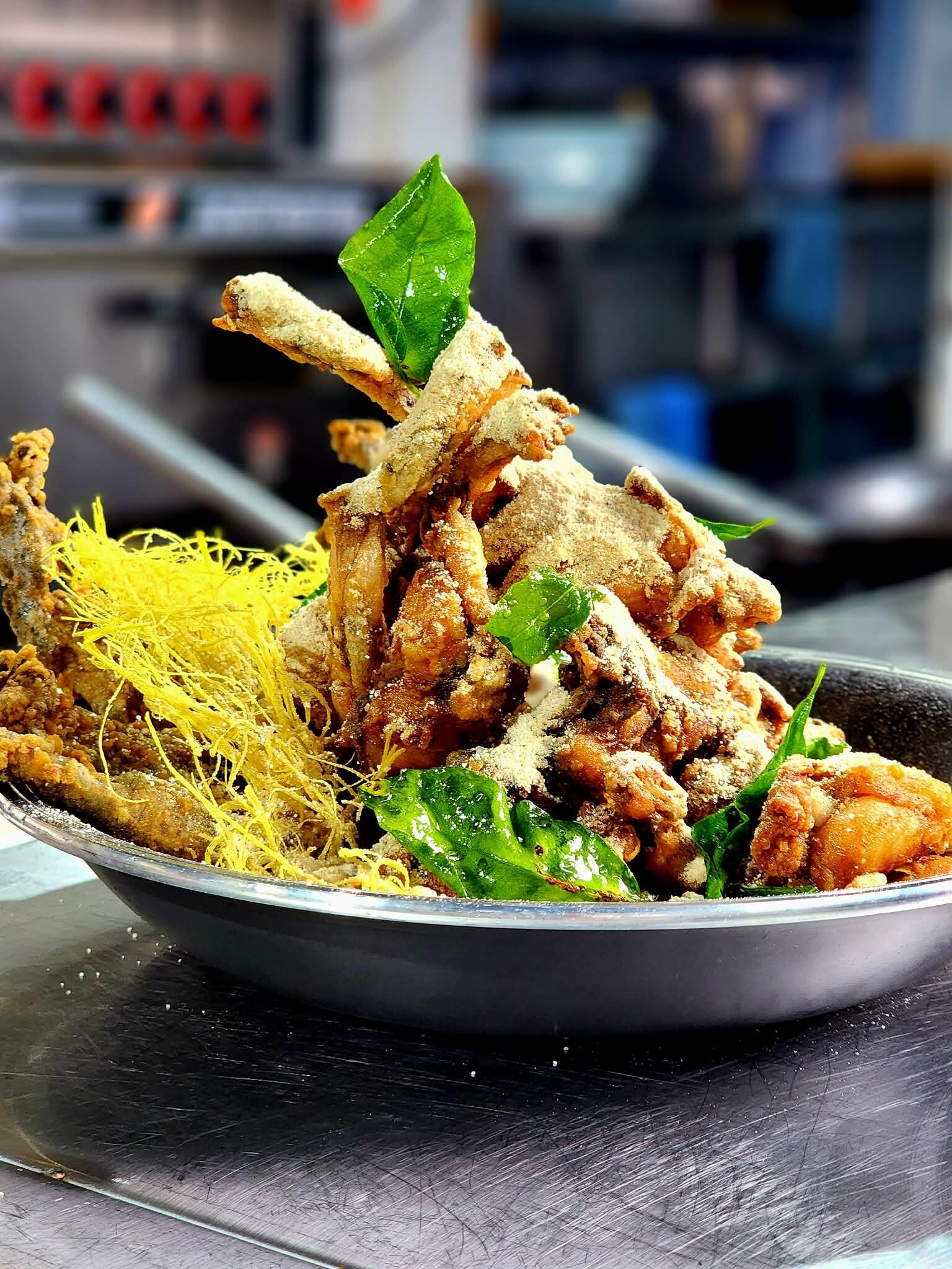 Đầu bếp hài hước nhất MXH: Tôi không nhớ nổi từng đào tạo bao học viên, nhớ nhất món thịt đông bố nấu ngày Tết - 9