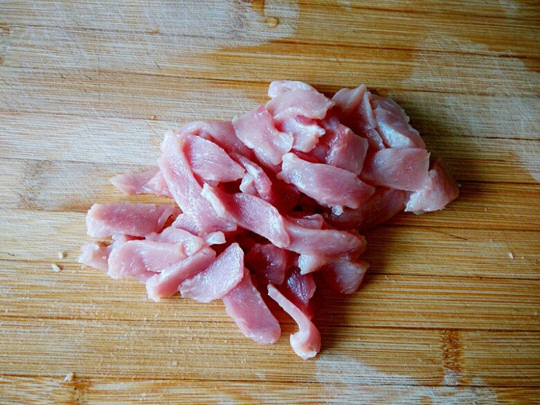 Đi chợ gặp rau siêu giàu vitamin C này mua ngay, xào với thịt vừa ngon lại tốt cho cả tiêu hóa - 2