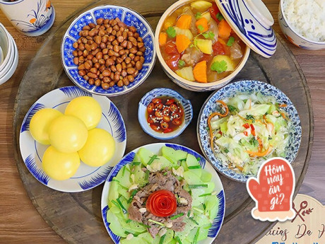 Bếp Eva - Hôm nay nấu gì: Cơm tối đơn giản, ngon miệng và dễ nấu