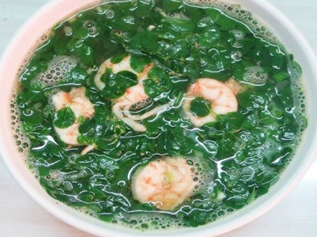 Bếp Eva - Cây này thường bị nhầm là rau ngót, canxi gấp 4 lần sữa, nấu canh với tôm vừa ngon ngọt, bổ dưỡng lại thanh mát