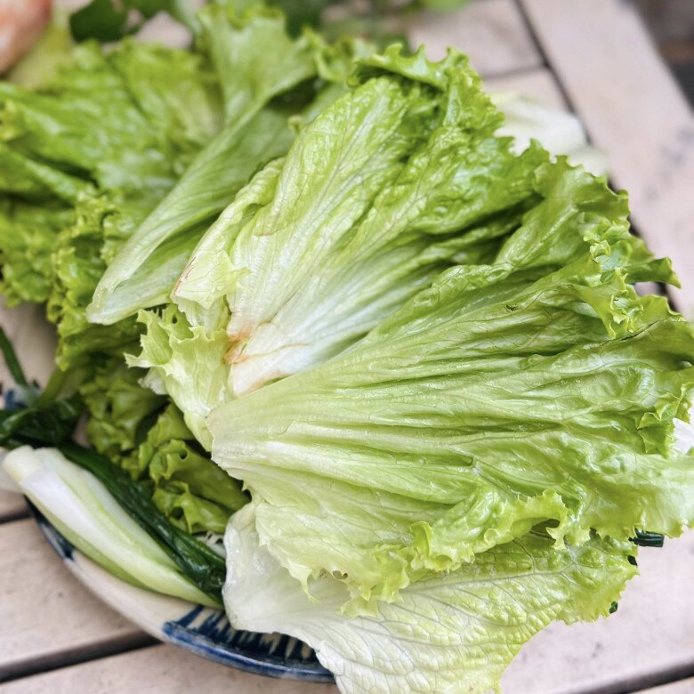 Giò lụa thừa nhiều sau Tết, mẹ đảm đem làm kiểu này cực thanh mát, chồng con ăn hết sạch - 3