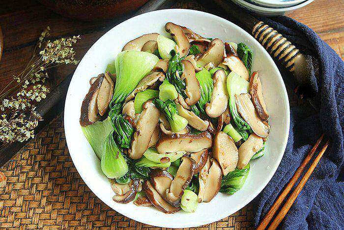 Gợi ý mâm cơm ngon miệng, bổ dưỡng và hấp dẫn cho các bà, các mẹ ngày 8-3 - 4