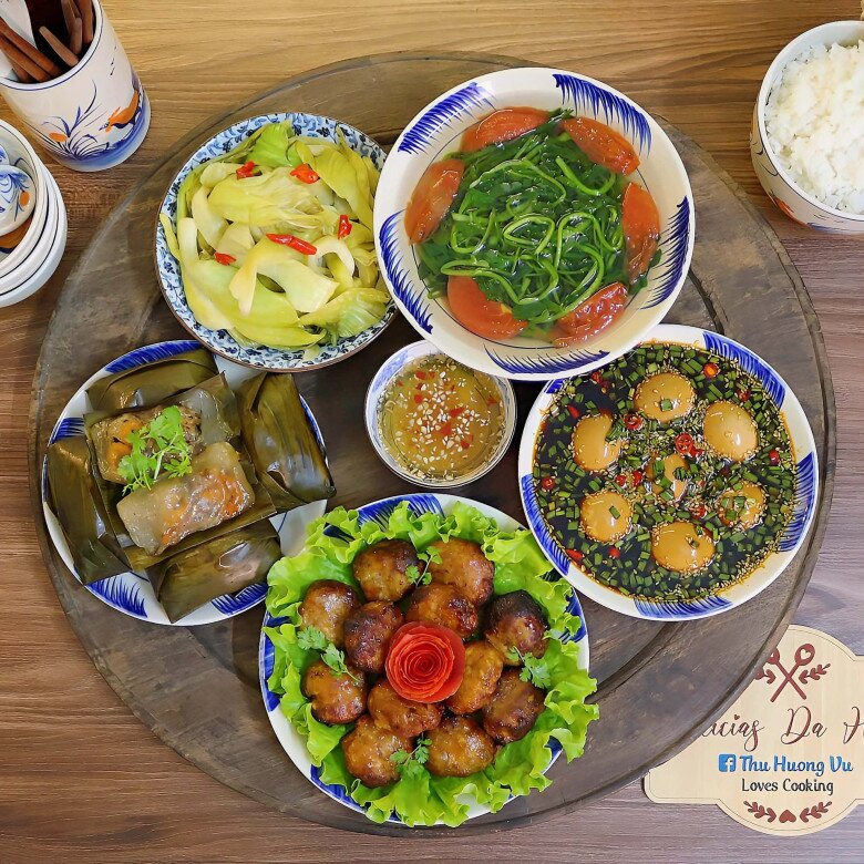 Cơm tối hấp dẫn.