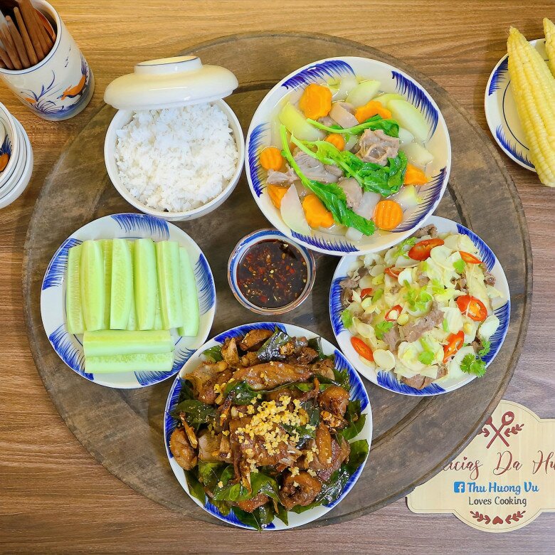 Bữa cơm tối hấp dẫn.