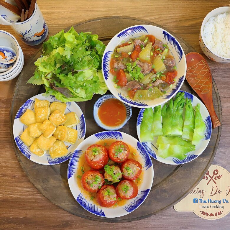 Món ăn nào cũng hấp dẫn.