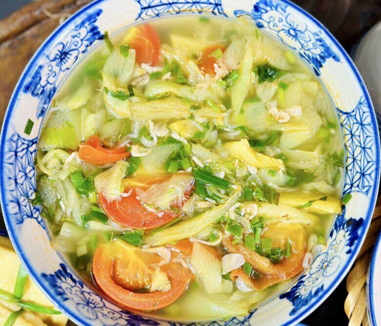 Hôm nay nấu gì: Bữa cơm chuẩn vị nhà, nhìn mà muốn ăn hết sạch - 5