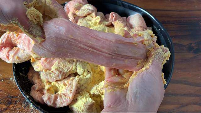 L&agrave;m sạch mặt ngo&agrave;i l&ograve;ng gi&agrave;