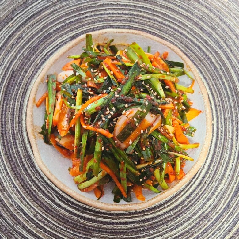 Loại lá mệnh danh là amp;#34;rau của thậnamp;#34;, đem xào kiểu này vừa ngon lại bổ, trôi cơm vô cùng - 3