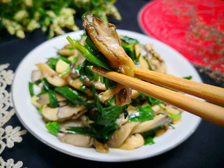 Loại rau này giá rẻ nhưng là amp;#34;thuốc bổ gan tự nhiênamp;#34;, xào nấm ăn vào rất tốt cho sức khỏe lại ngon - 6