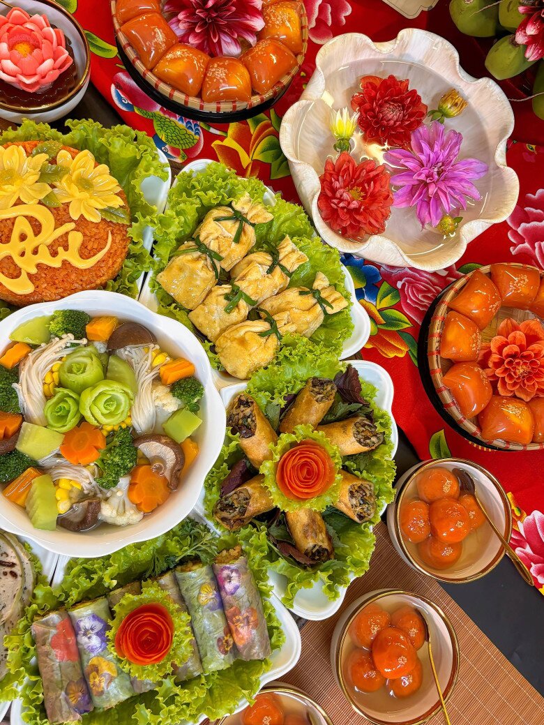Mẹ đảm gợi ý mâm cỗ chay cúng Rằm tháng Giêng đẹp như vườn hoa mùa xuân nở rộ, đầy ý nghĩa - 12