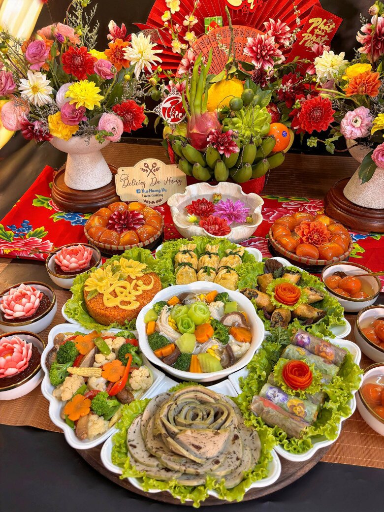 Mẹ đảm gợi ý mâm cỗ chay cúng Rằm tháng Giêng đẹp như vườn hoa mùa xuân nở rộ, đầy ý nghĩa - 1