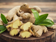 Bếp Eva - Nhiều năm bảo quản gừng giờ mới biết, ngâm ngay vào thứ nước rẻ tiền này, để cả năm vẫn tươi ngon, không teo hay thối
