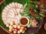 Bếp Eva - Luộc thịt lợn xong để một lúc hay bị xỉn màu, bếp trưởng tiết lộ: Chỉ cần thêm thứ này thịt mềm mọng, không khô lại trắng đẹp