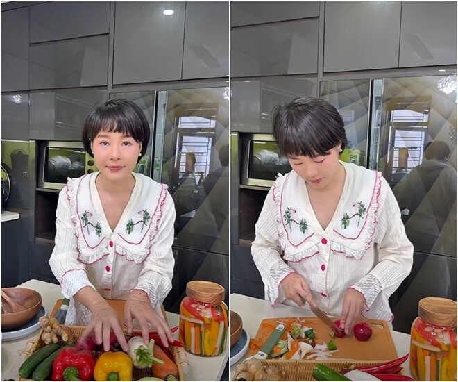 Để làm món dưa muối cầu vồng này, nữ diễn viên chuẩn bị nguyên liệu là nhiều loại củ quả như củ cải trắng, củ cải đỏ, su hào, cà rốt, dưa chuột, ớt chuông...