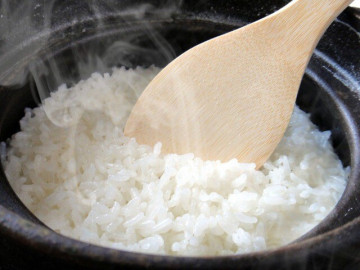 Nấu cơm chỉ cho nước chẳng khác nào "nghiệp dư", thêm 2 thứ này, cơm trắng như bông, dẻo ngon thơm