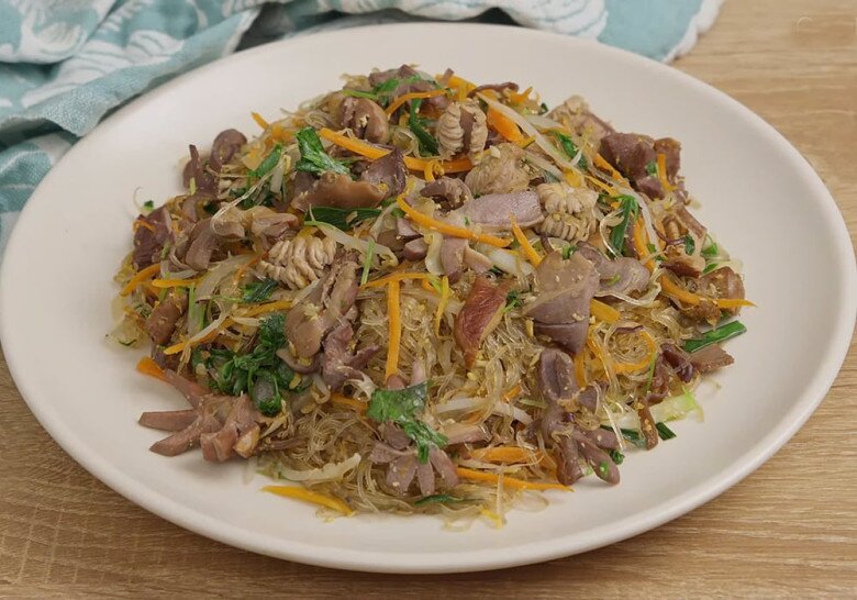 Xào miến hay bị dính bết vào nhau, đầu bếp nhắc nhớ làm 3 mẹo này, miến luôn tơi, ngon ăn rất đã - 1