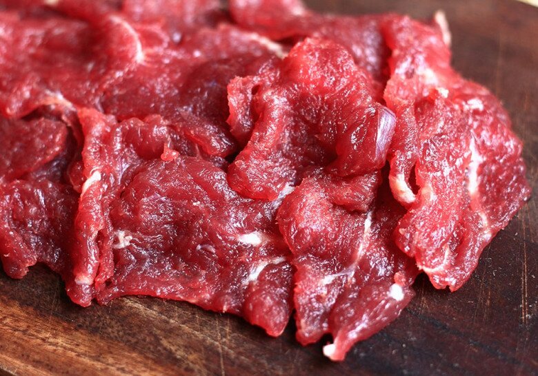 X&agrave;o thịt b&ograve; bị dai nh&aacute;ch h&oacute;a ra l&agrave; thiếu 2 bước n&agrave;y, cứ l&agrave;m theo đầu bếp miếng n&agrave;o cũng mềm ngon, gi&agrave; trẻ đều th&iacute;ch - 3