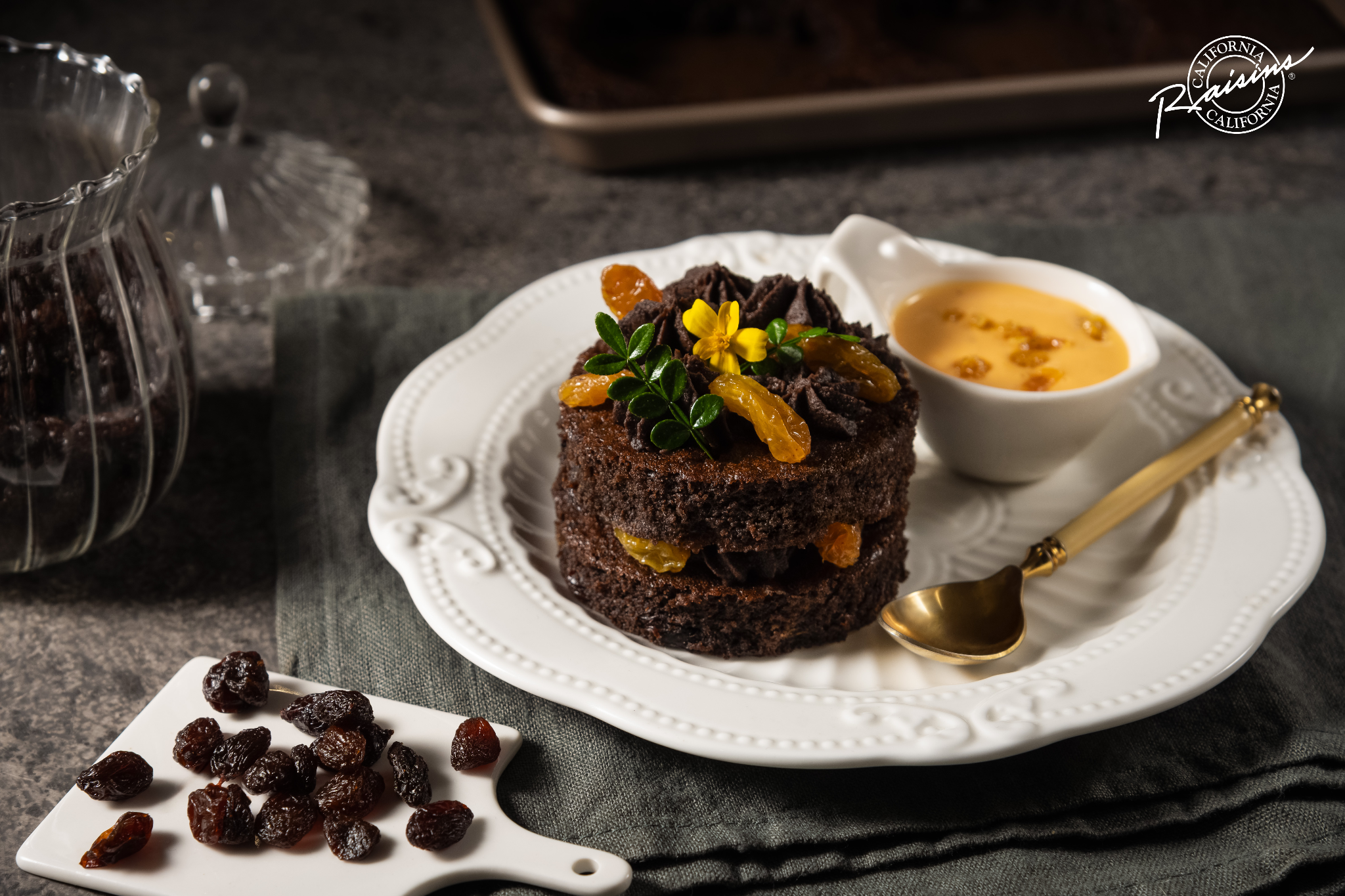 8/3 ngọt ngào và tinh tế với Mousse Sô-cô-la Nho khô California - 1