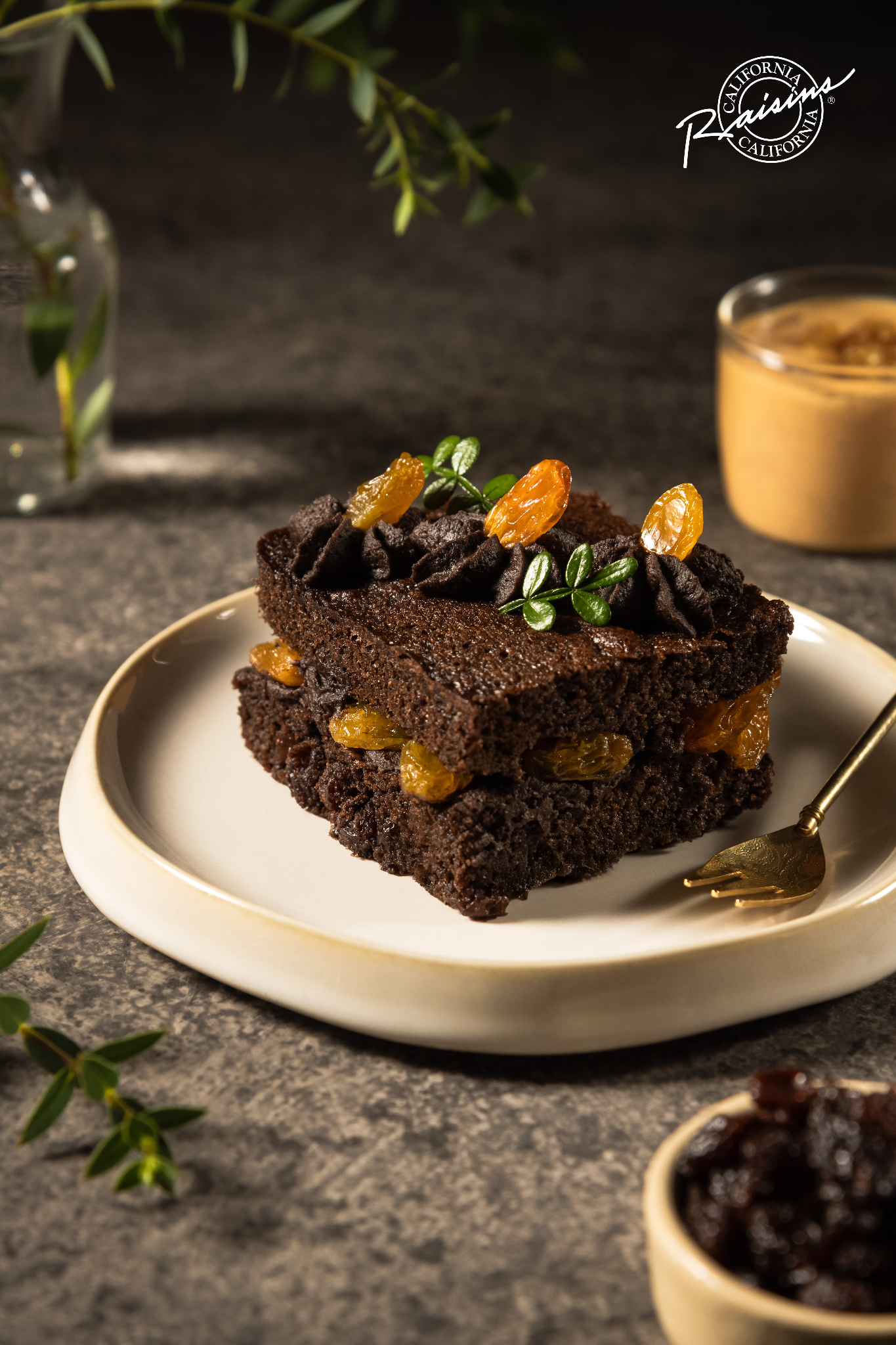 8/3 ngọt ngào và tinh tế với Mousse Sô-cô-la Nho khô California - 3