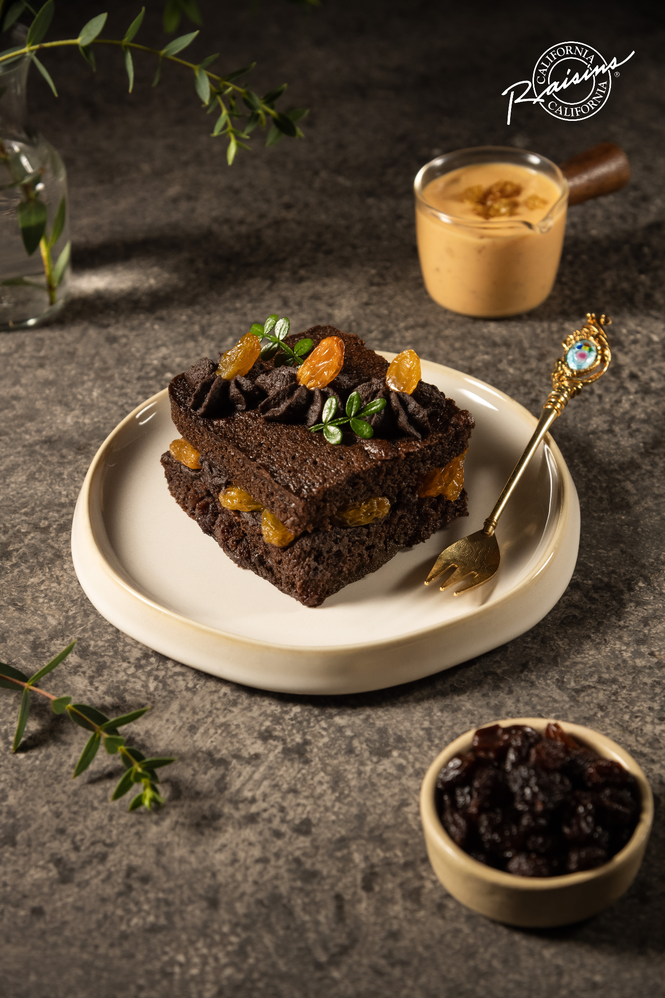 8/3 ngọt ngào và tinh tế với Mousse Sô-cô-la Nho khô California - 2