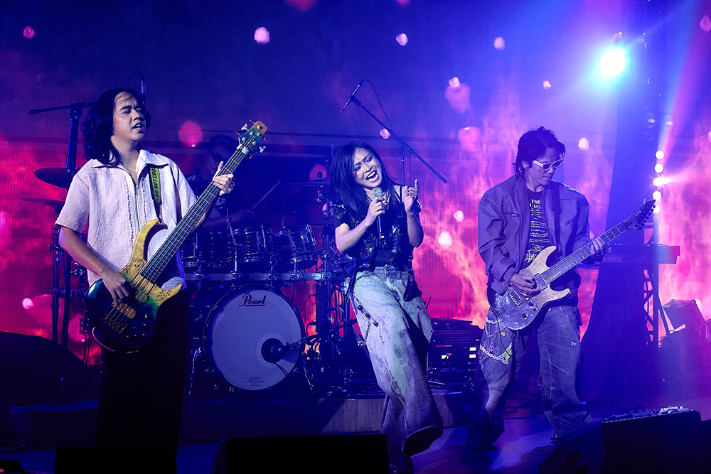 OST “Không Khoan Nhượng” của Bố Già Trở Lại : Rock metal gai góc cùng giọng ca Phương Thanh - 1