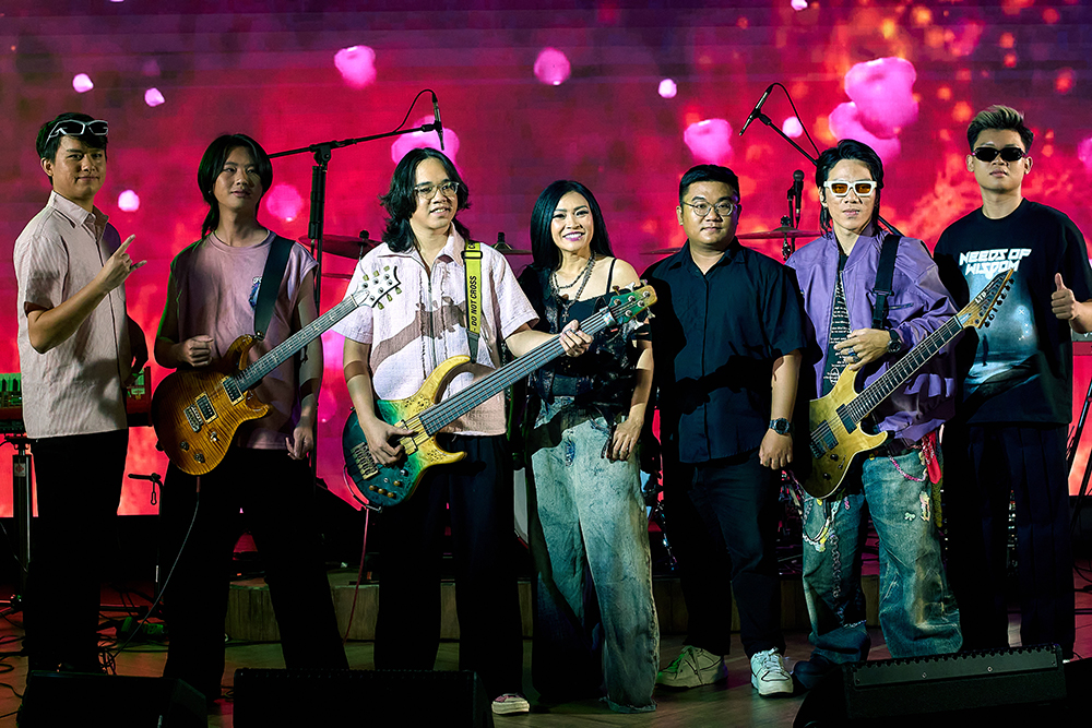 OST “Không Khoan Nhượng” của Bố Già Trở Lại : Rock metal gai góc cùng giọng ca Phương Thanh - 5