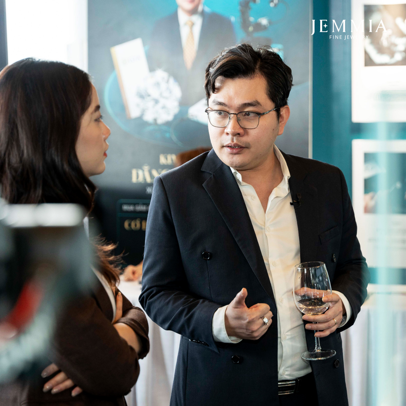 Jemmia chỉ chấp nhận 2% số lượng viên kim cương chất lượng, đạt tiêu chuẩn cao