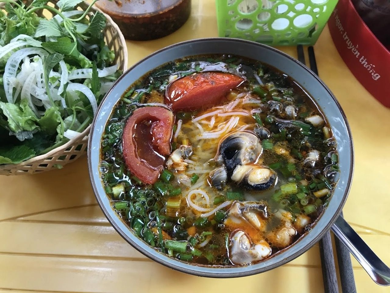 Bún ốc đậm đà