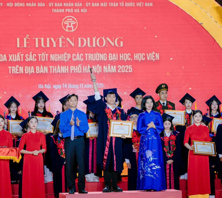 Một dấu mốc thanh xuân rực rỡ 