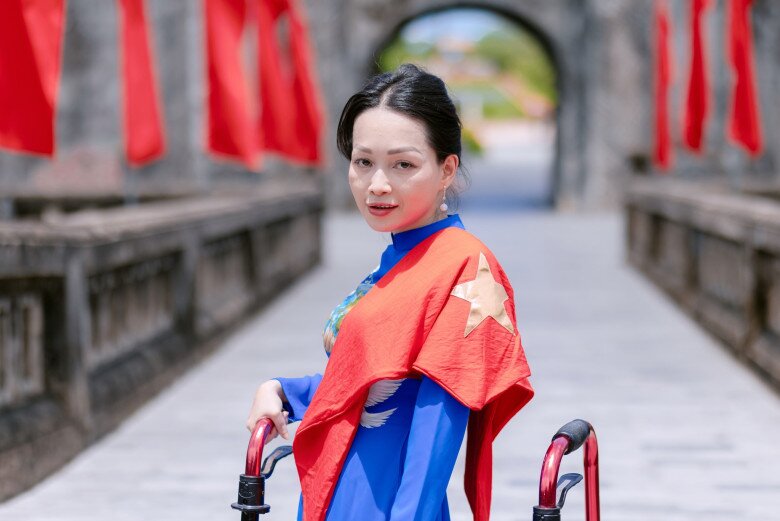 Cuộc sống là không ngừng hướng về phía trước mà cố gắng