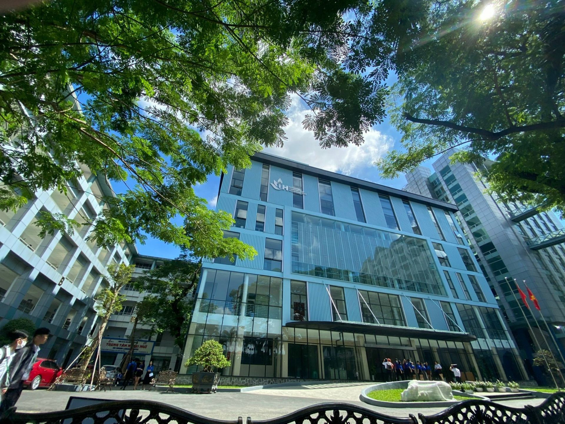 Ng&ocirc;i trường c&oacute; thế mạnh về c&ocirc;ng nghiệp, kỹ thuật