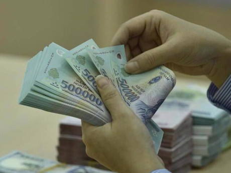 Từ năm 2026, thu phí, lệ phí sai luật có thể bị phạt tới 100 triệu đồng