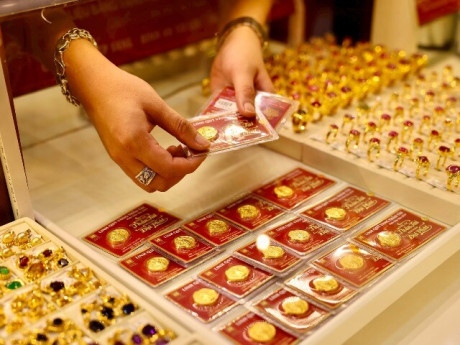 Sáng 14-1, giá vàng miếng SJC, vàng nhẫn cùng tăng tiếp