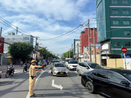 Người dân TPHCM lưu ý với lịch cấm đường hôm nay