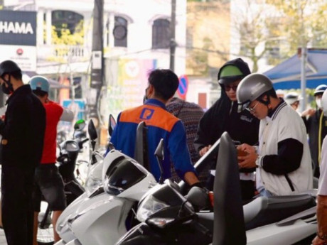 Cây xăng ở Huế bị lập biên bản vì chỉ bán 300.000 đồng/lượt