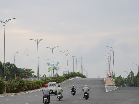 Những cây cầu mang tên độc lạ ở miền Tây, có cái khiến người nghe "đỏ mặt"