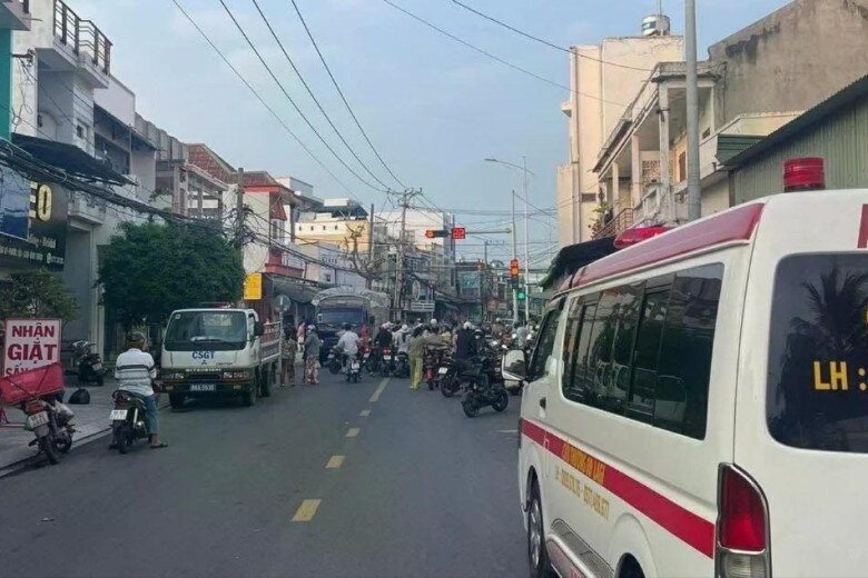 Hiện trường vụ tai nạn sáng 13/1.