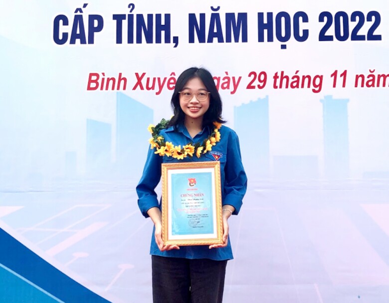 Phương Linh tích cực tham gia hoạt động phong trào